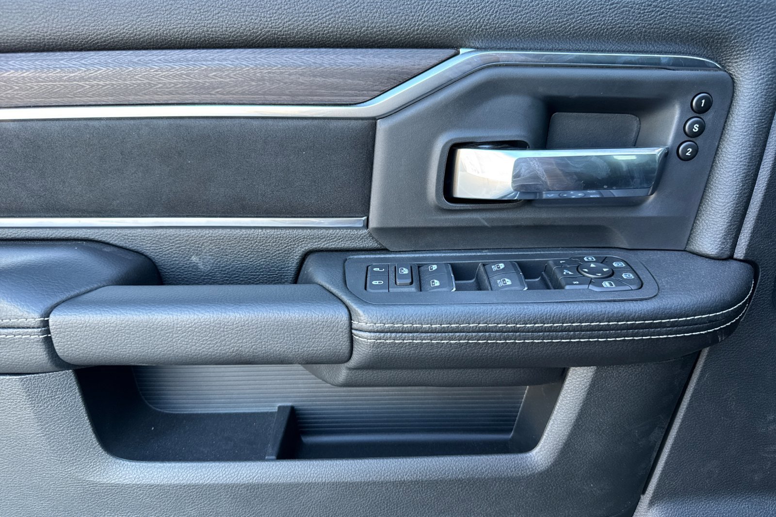 New 2026 RAM 2500 Laramie image 10