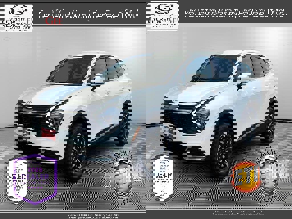 New 2025 Kia Sportage LX image 1