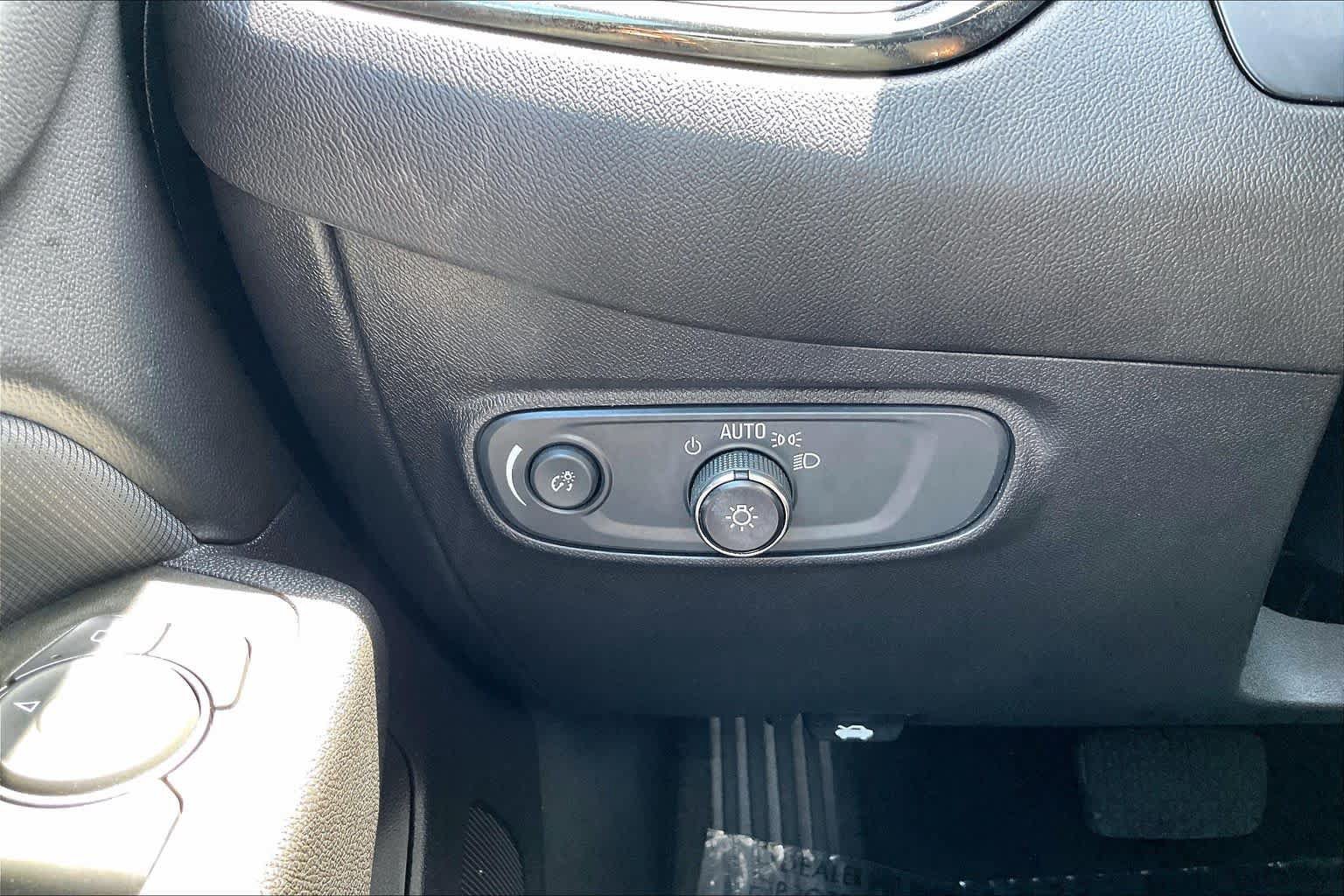 Used 2024 Chevrolet Equinox RS FWD image 62