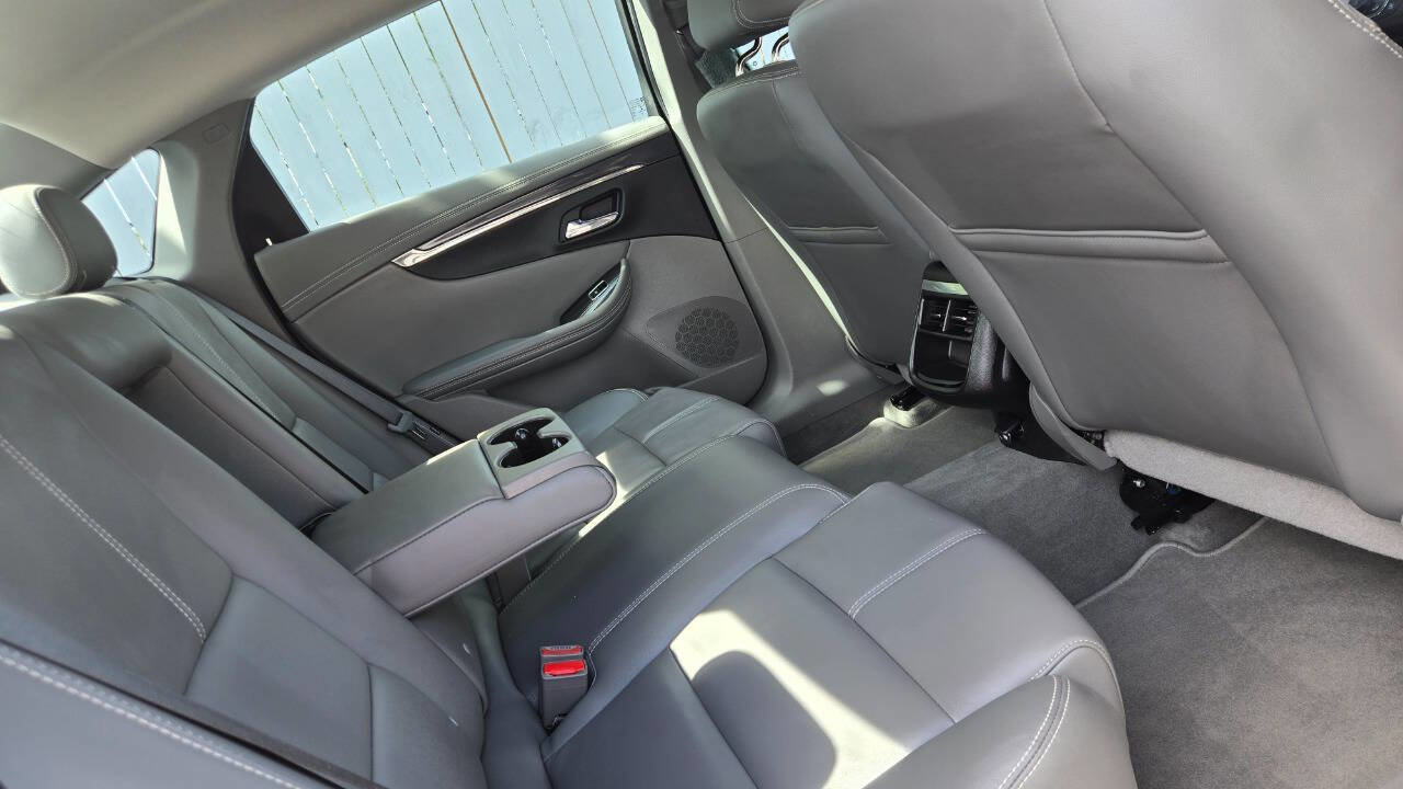 Used 2017 Chevrolet Impala LT w/ Leather Package image 19