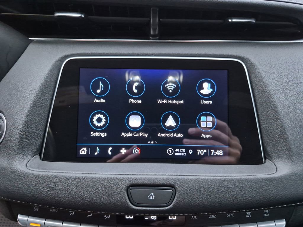 Used 2023 Cadillac XT4 Premium Luxury w/ Cold Weather Package FWD image 28