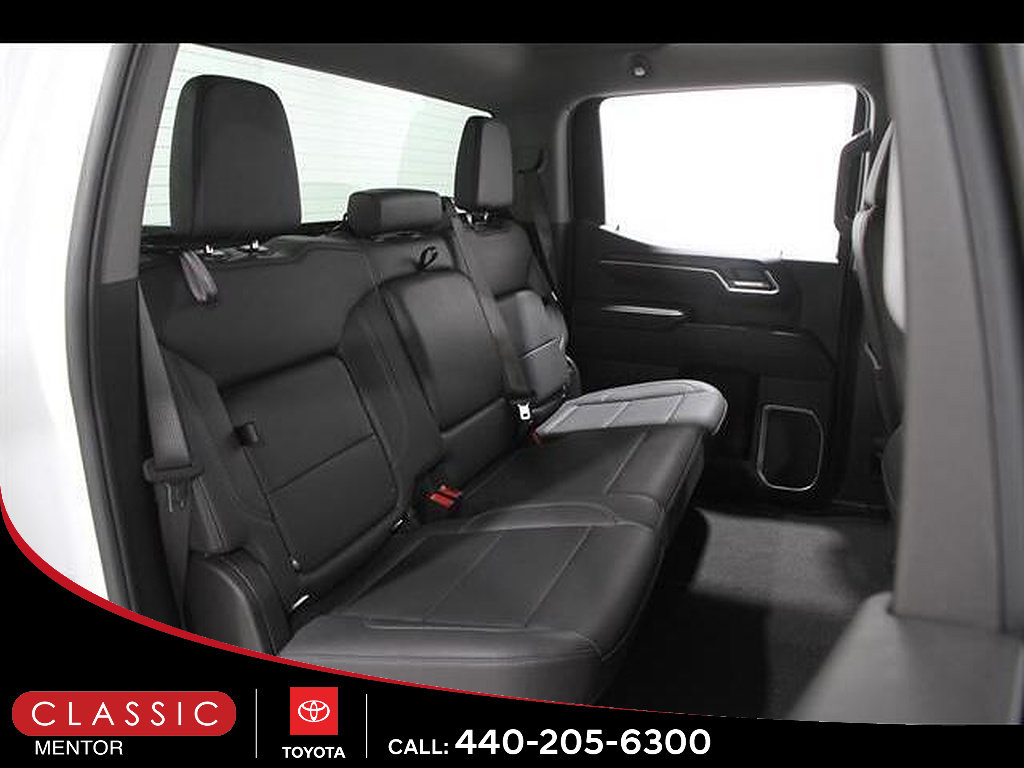 Used 2025 GMC Sierra 1500 SLT AWD/4WD image 17