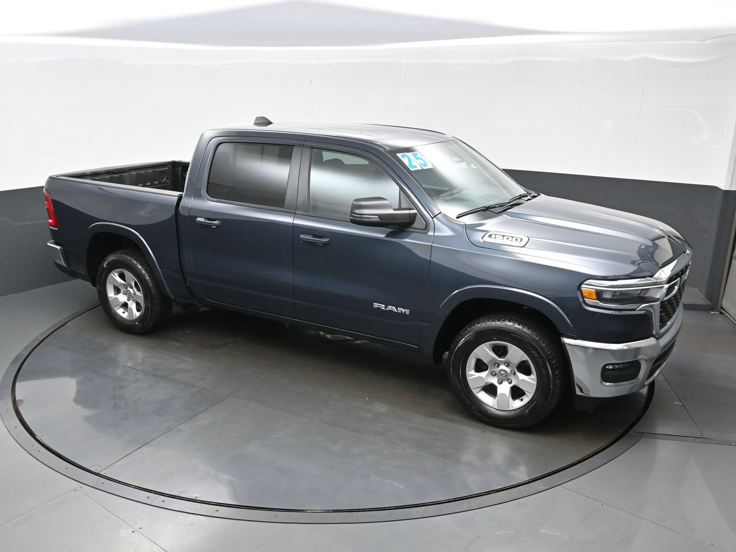 Used 2025 RAM 1500 Big Horn AWD/4WD image 42