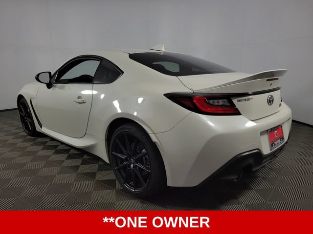 Used 2025 Toyota GR86 Premium RWD image 6
