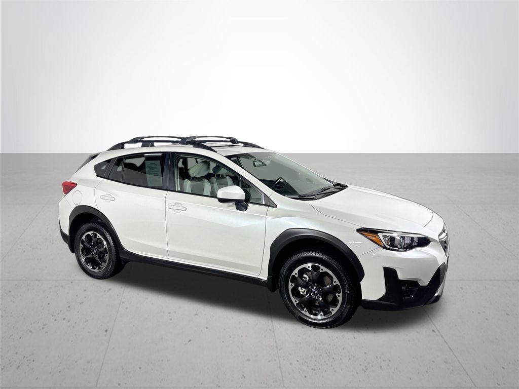Certified 2022 Subaru Crosstrek 2.0i Premium w/ Moonroof Package image 5
