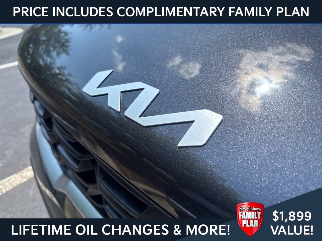 New 2026 Kia Sorento LX FWD image 14