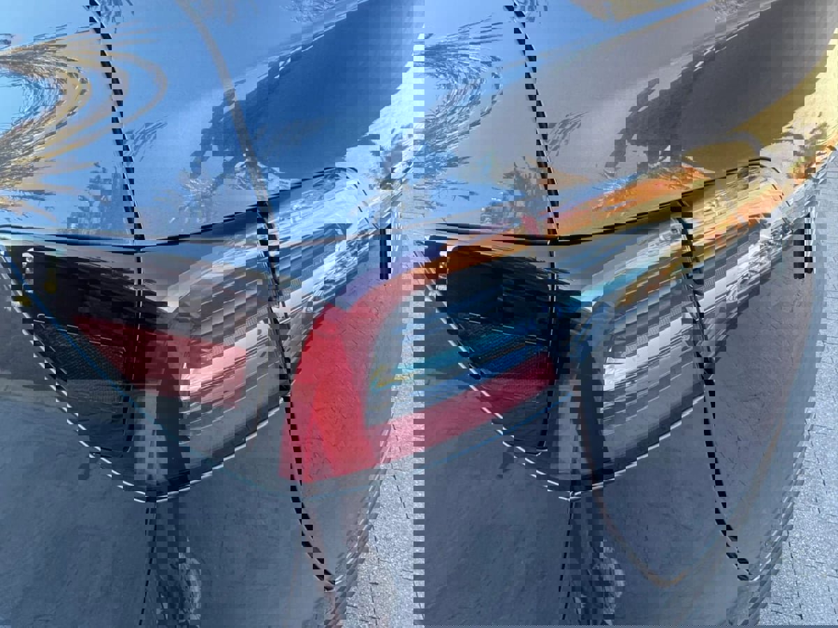 Used 2024 Tesla Model Y Long Range image 30