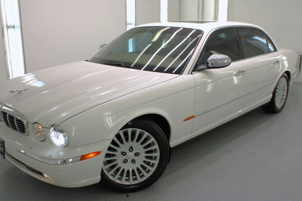 Used 2005 Jaguar XJ Vanden Plas RWD image 14