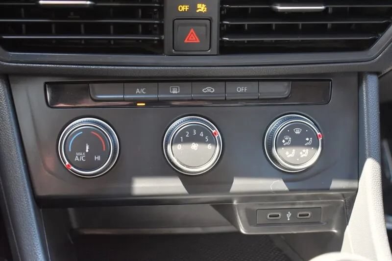 Used 2020 Volkswagen Jetta S FWD image 23