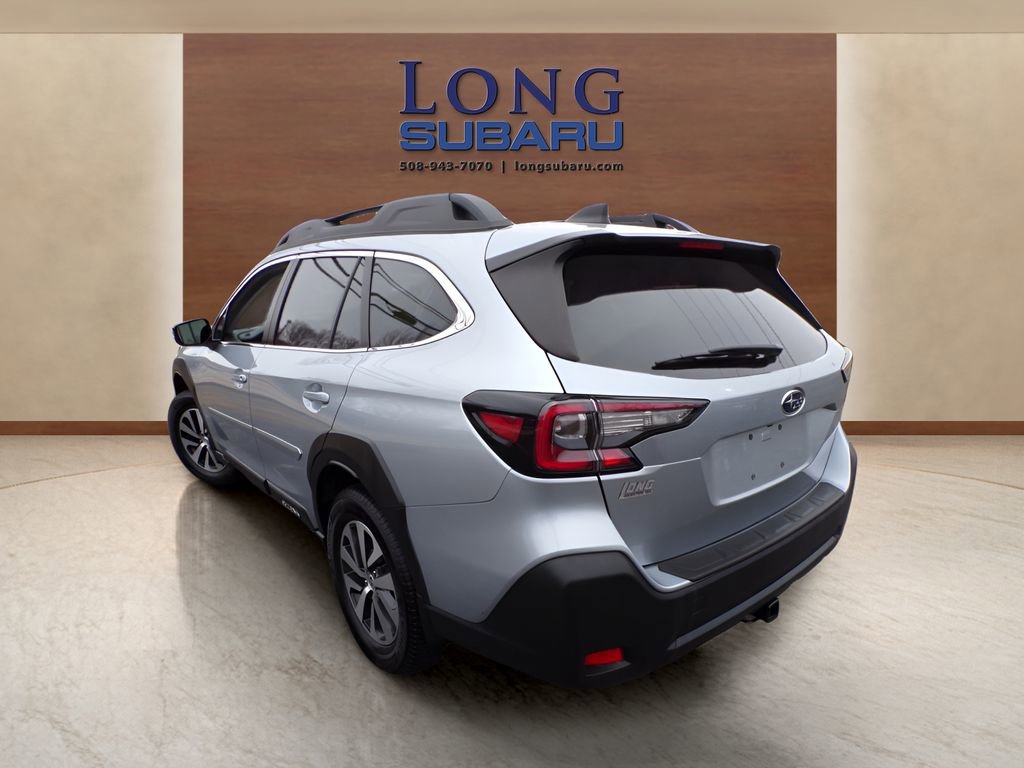 Used 2023 Subaru Outback Premium image 15