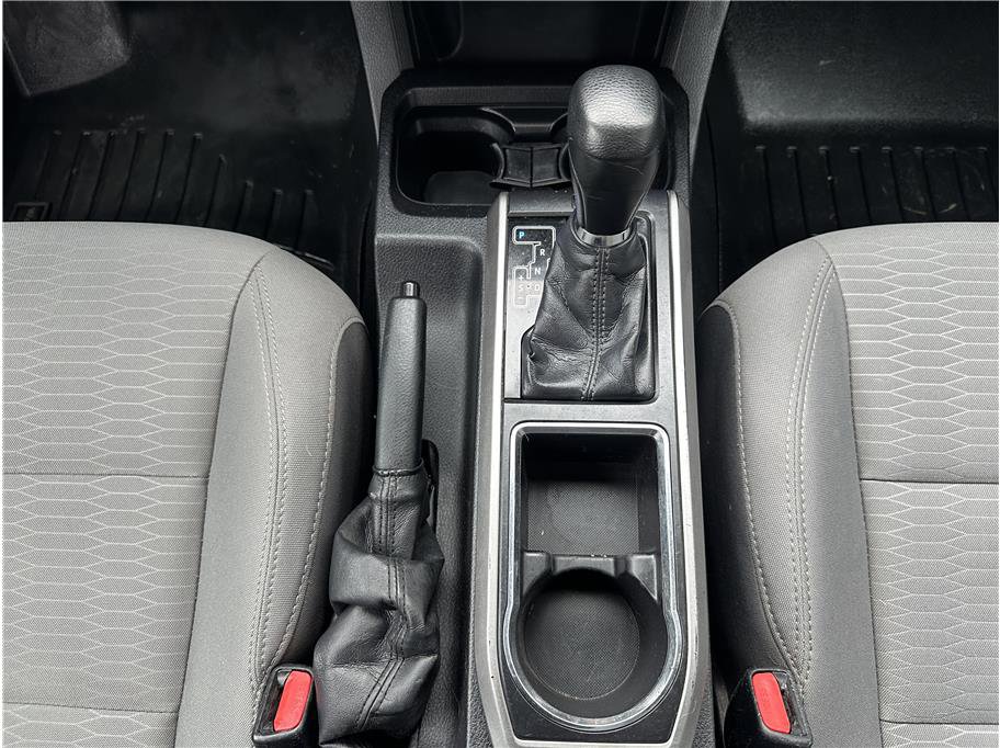Used 2016 Toyota Tacoma SR5 AWD/4WD image 24