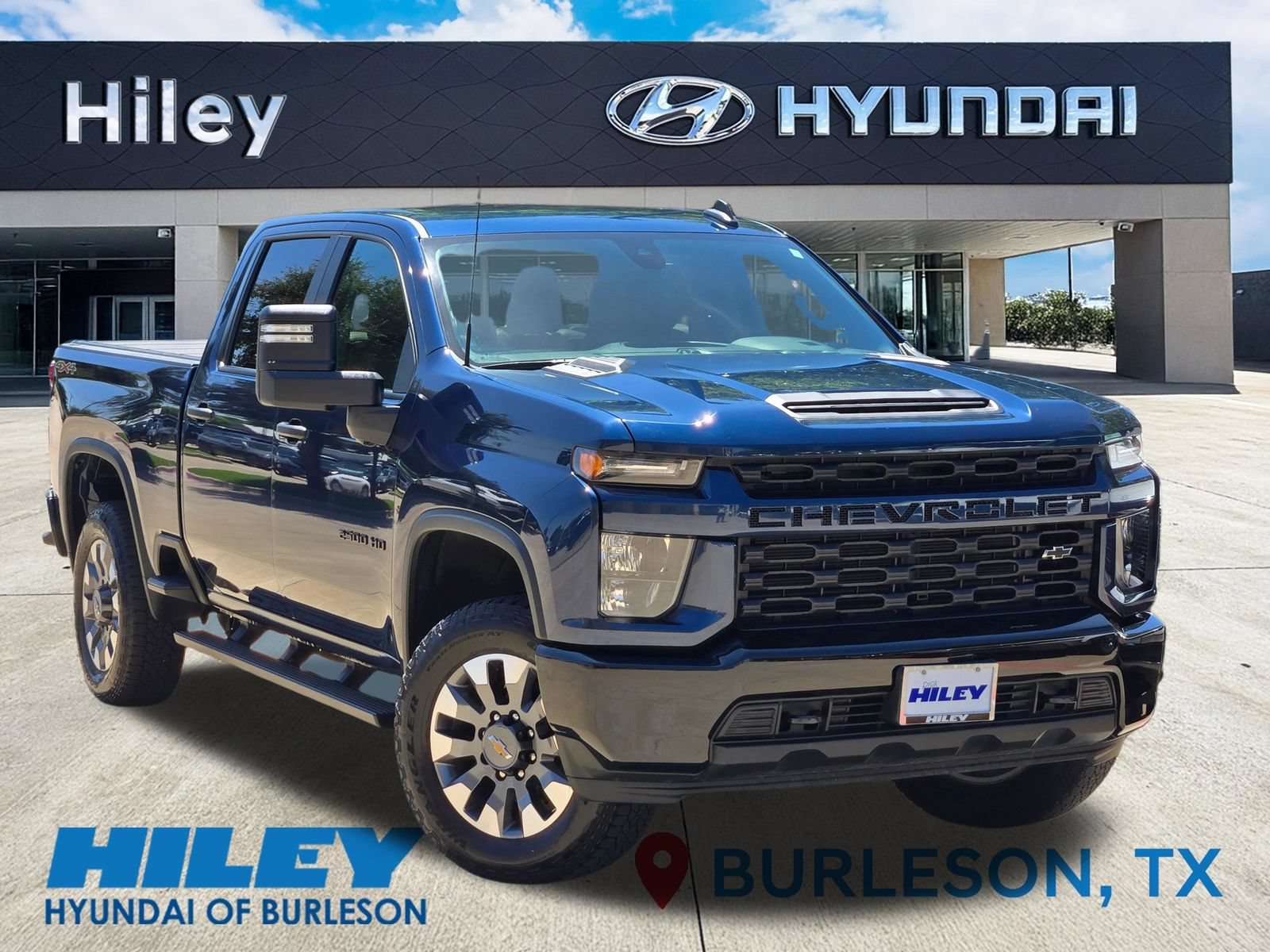 Used 2021 Chevrolet Silverado 2500 Custom w/ Custom Value Package AWD/4WD video 2