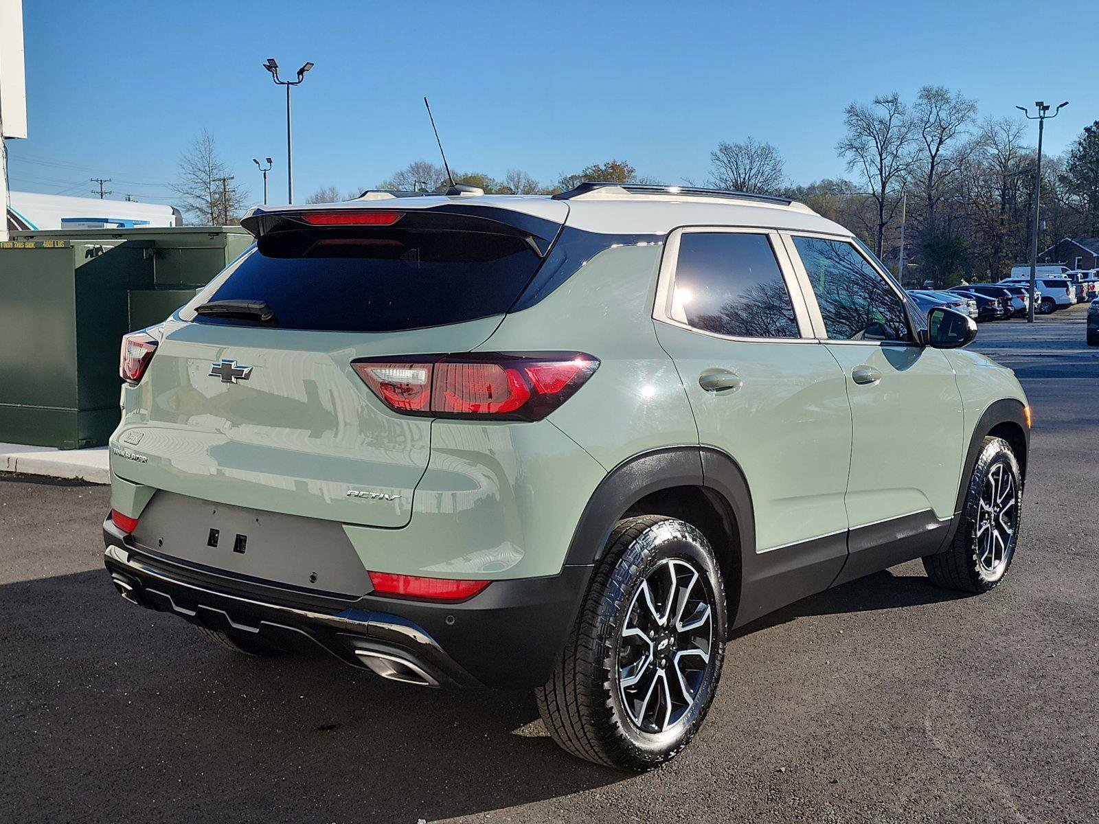 Used 2025 Chevrolet TrailBlazer ACTIV w/ Convenience Package FWD image 5