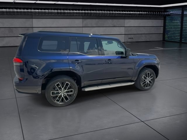 Certified 2025 Lexus GX 550 w/ Cold Area Package AWD/4WD image 9
