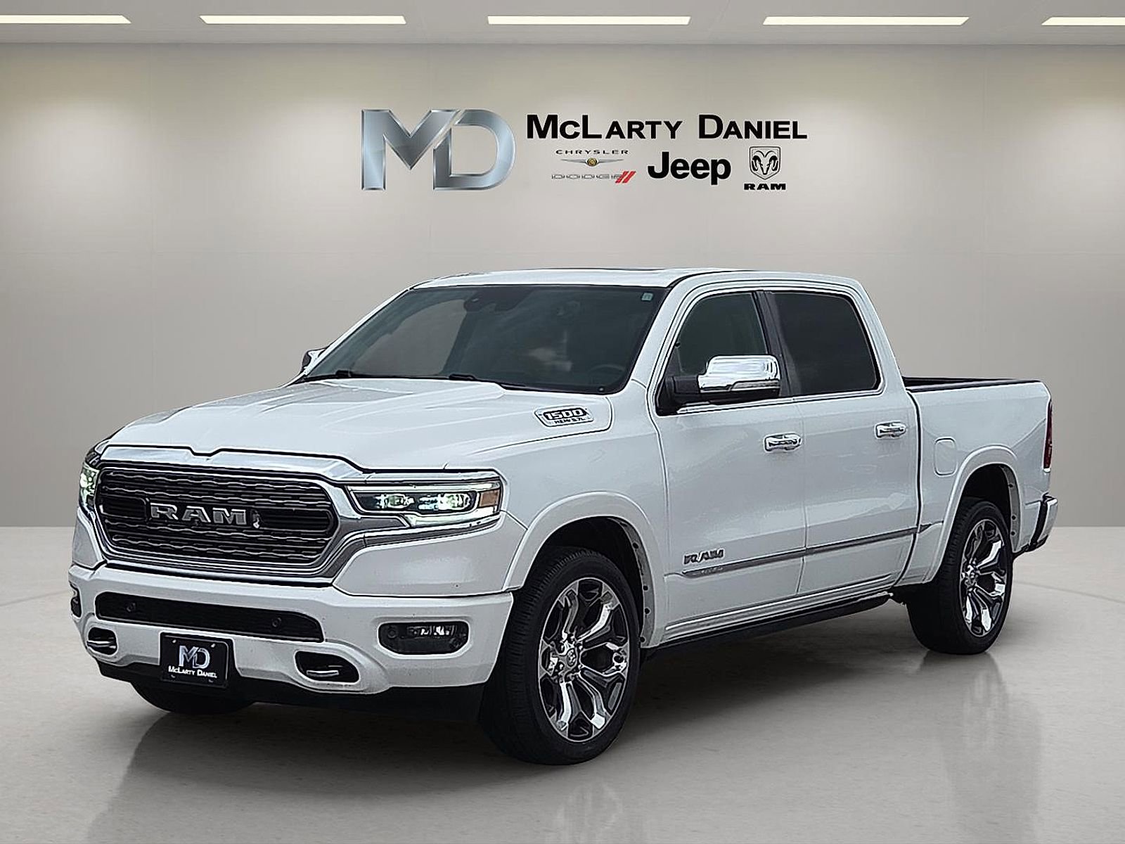 Used 2019 RAM 1500 Limited image 2