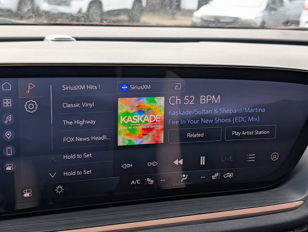 New 2025 Buick Envision Sport Touring image 43