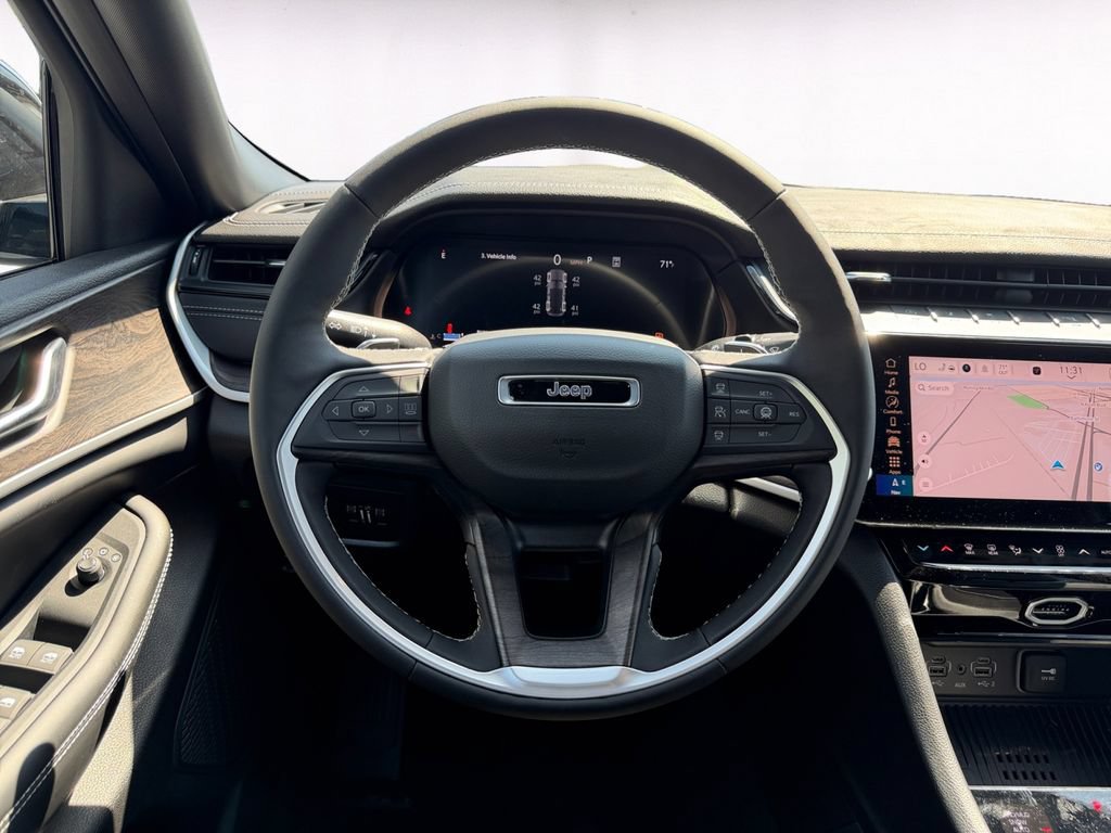 New 2026 Jeep Grand Cherokee Altitude AWD/4WD image 12