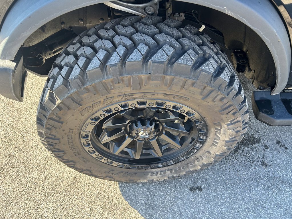 Used 2025 Ford Bronco 2-Door image 28