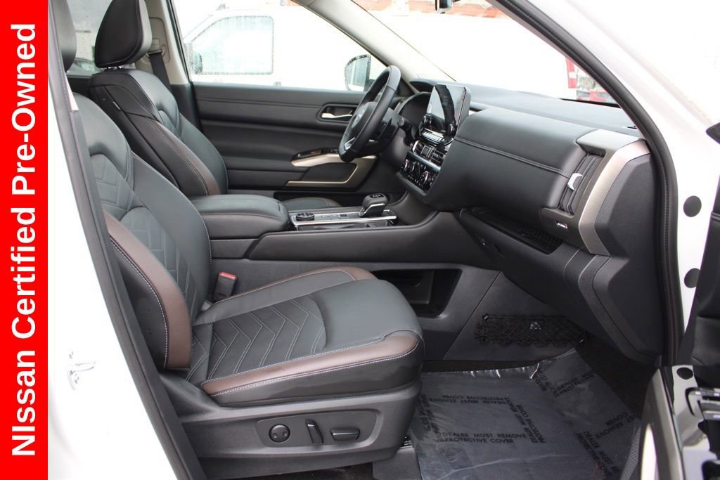 Certified 2024 Nissan Pathfinder Platinum w/ Cargo Package image 22