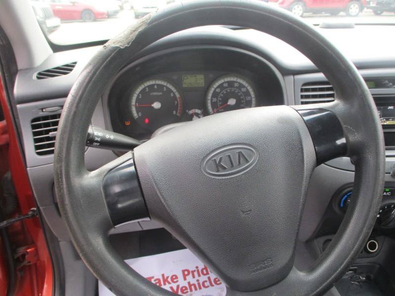 Used 2009 Kia Rio LX FWD image 11