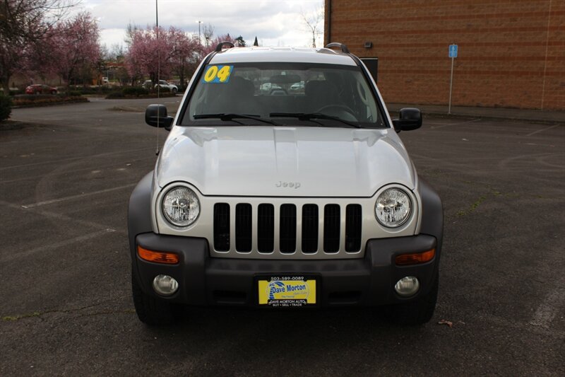 Used 2004 Jeep Liberty Sport w/ PWR Convenience Group AWD/4WD image 6