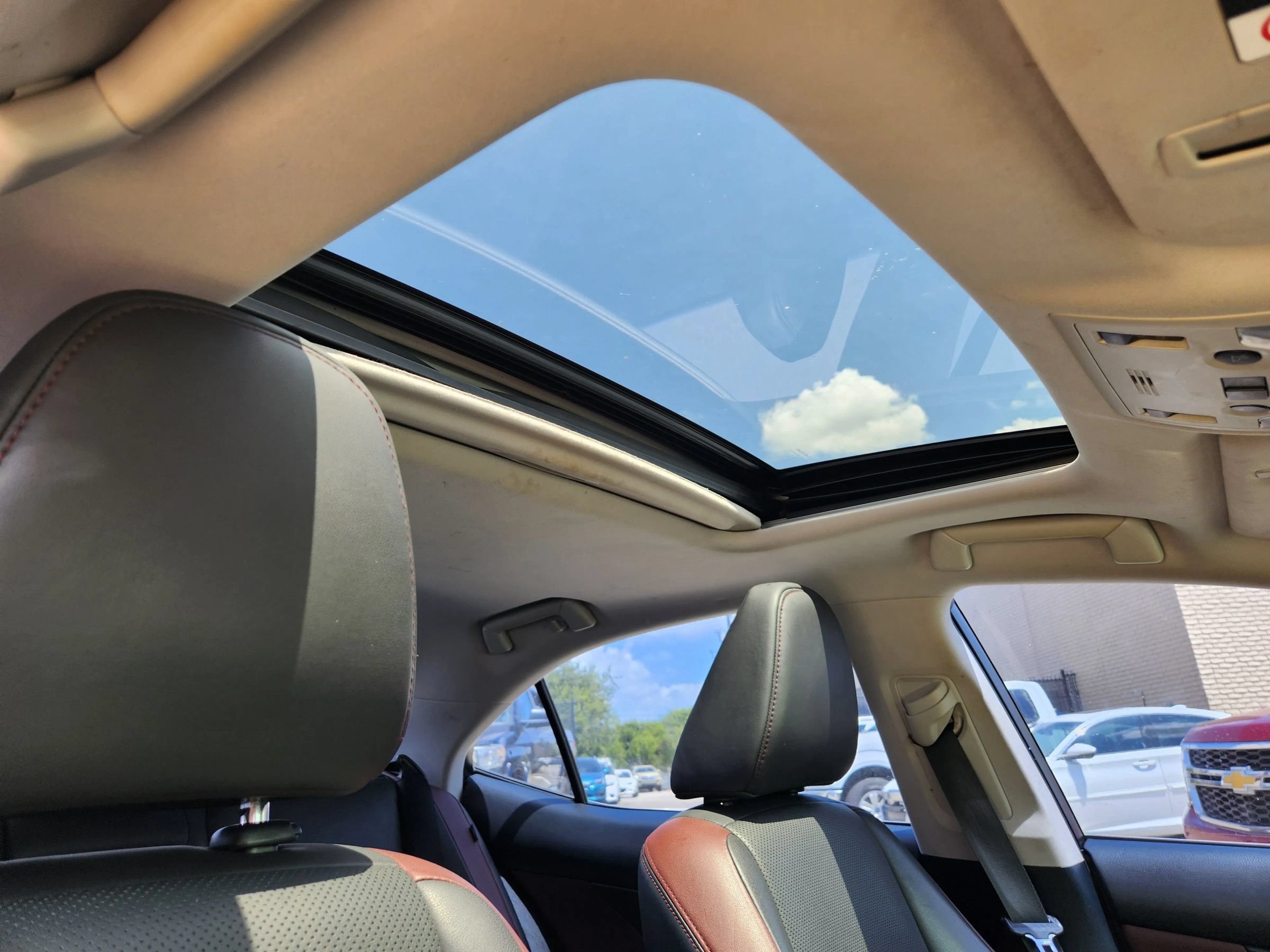 Used 2018 Lexus IS 300 w/ Accessory Package 2 RWD image 17