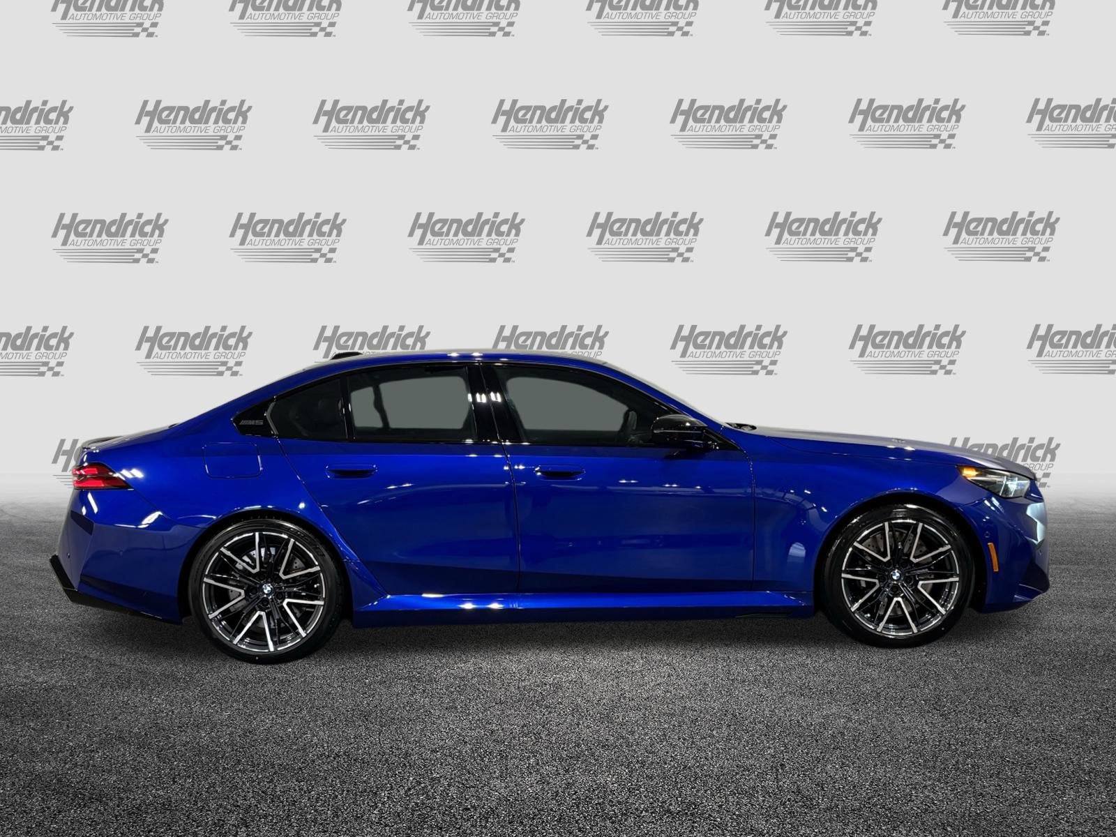 New 2027 BMW M5 w/ Executive Package AWD/4WD image 9