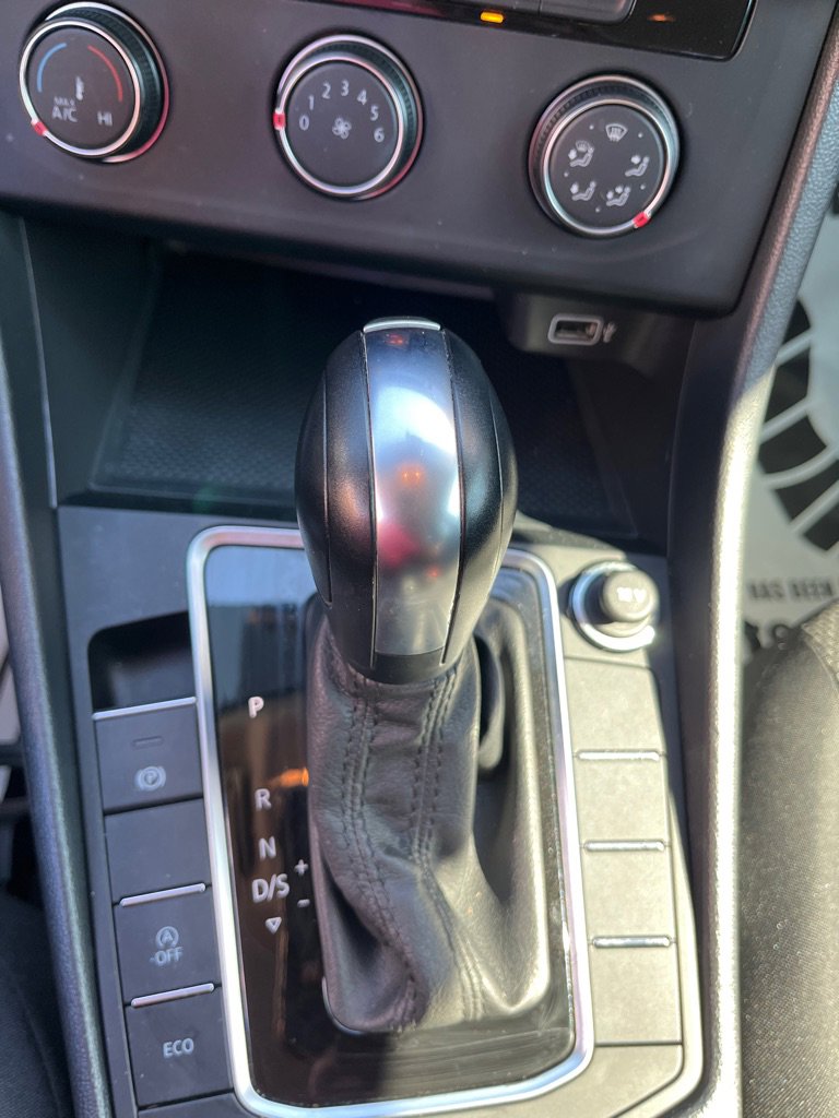 Used 2019 Volkswagen Jetta S image 11