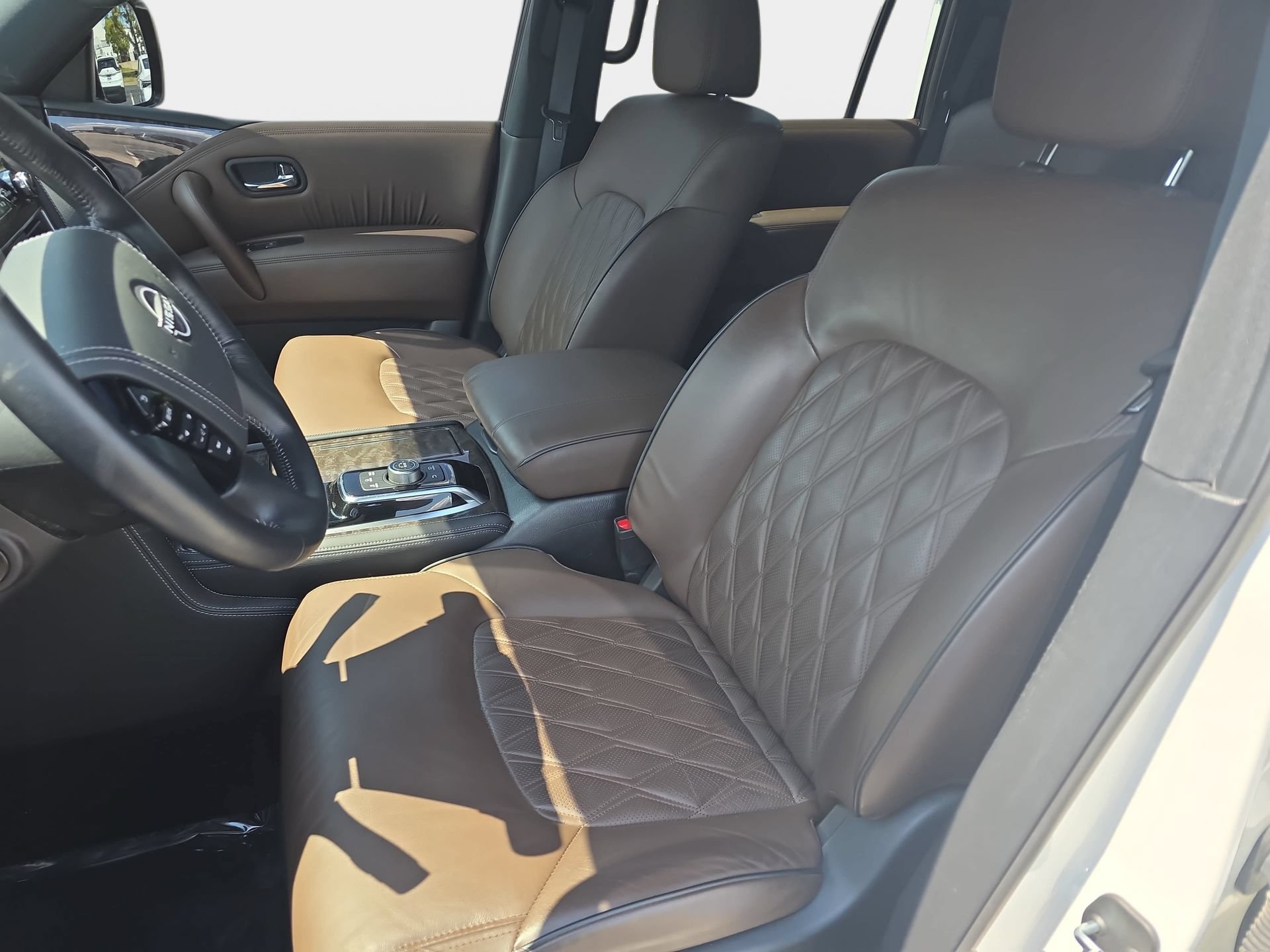 Used 2024 Nissan Armada Platinum w/ Captain's Chairs Package AWD/4WD image 15