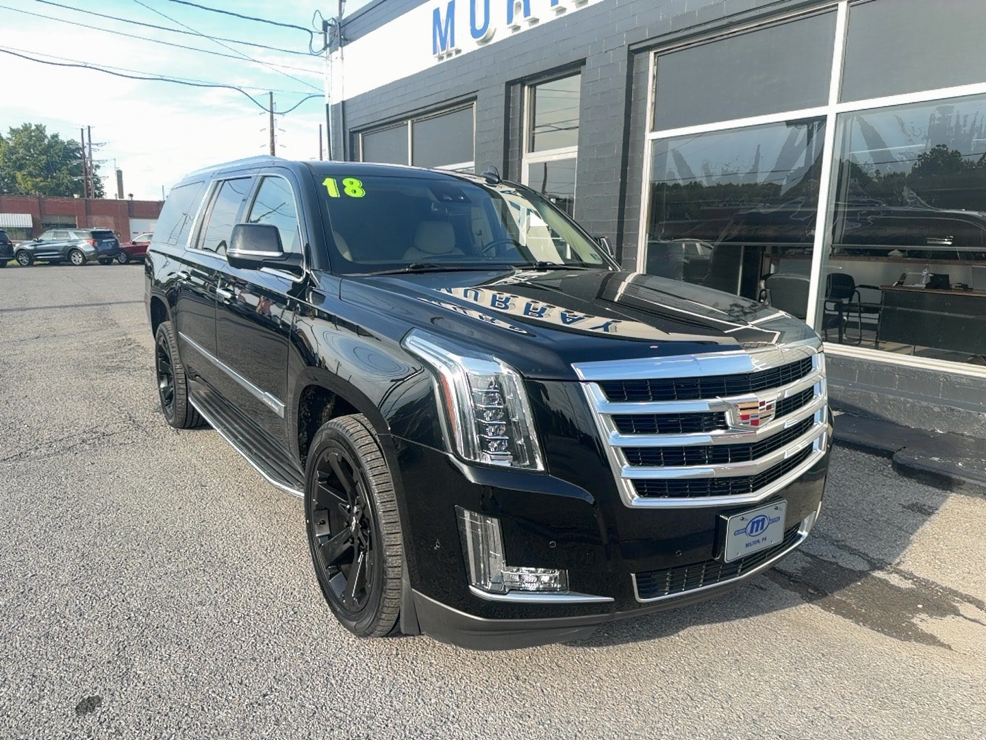 Used 2018 Cadillac Escalade ESV Luxury AWD/4WD image 1