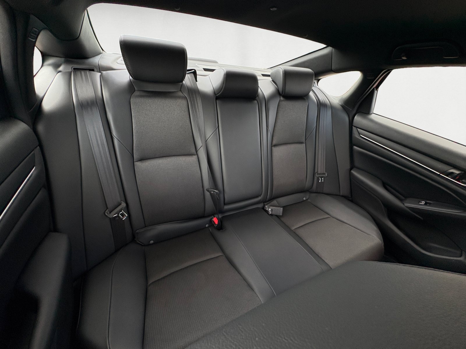 Used 2022 Honda Accord Sport image 18