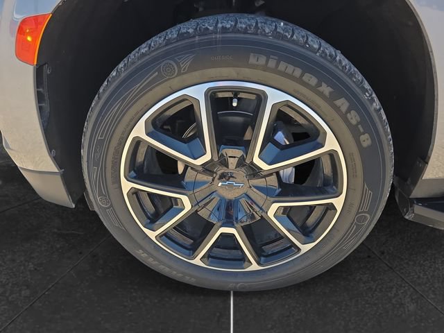 Used 2022 Chevrolet Tahoe RST w/ Luxury Package AWD/4WD image 9