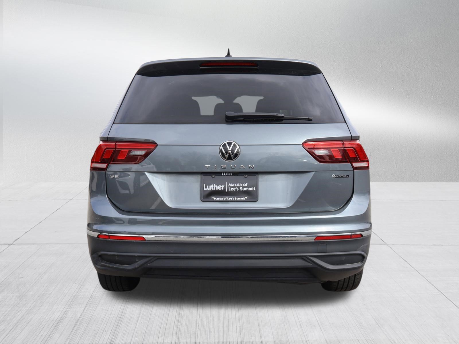 Used 2023 Volkswagen Tiguan SE image 6