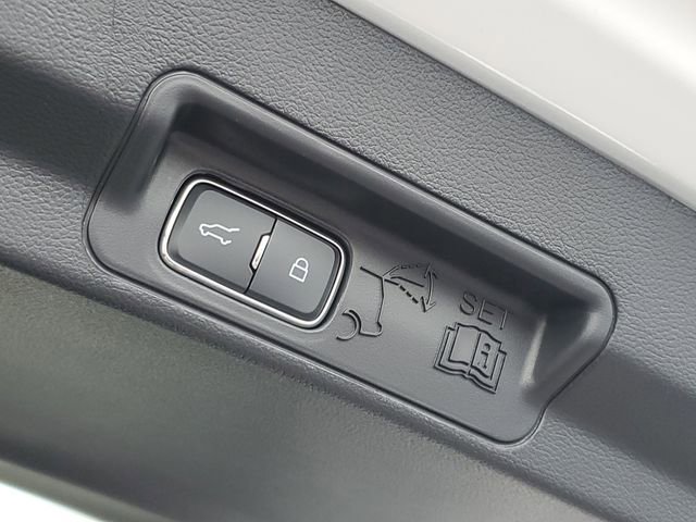 New 2026 Ford Explorer ST-Line image 36