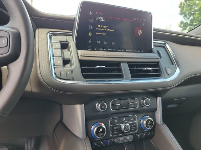 Used 2023 GMC Yukon SLT w/ SLT Premium Package AWD/4WD image 13