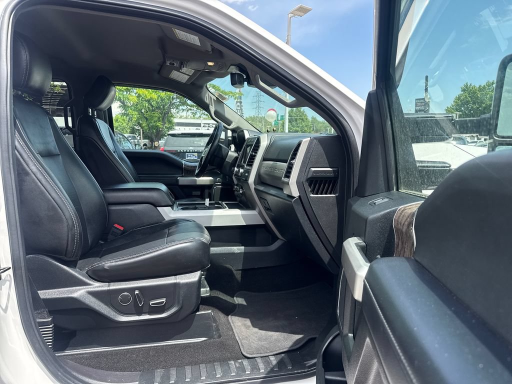 Certified 2019 Ford F250 Lariat w/ Lariat Ultimate Package AWD/4WD image 29