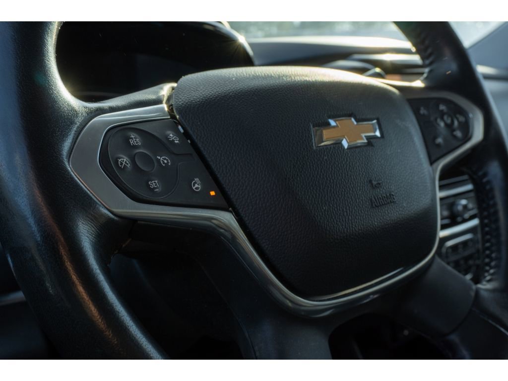 Used 2021 Chevrolet Traverse LT image 27