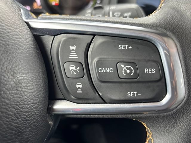 Used 2024 Jeep Wrangler Unlimited Sahara AWD/4WD image 19