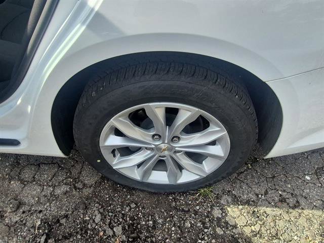 Certified 2025 Chevrolet Malibu LT image 82