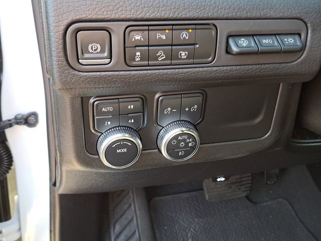 Used 2024 GMC Yukon Denali image 16