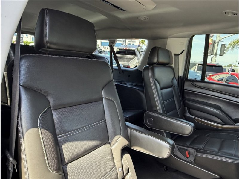 Used 2018 GMC Yukon XL Denali w/ Denali Ultimate Package image 32