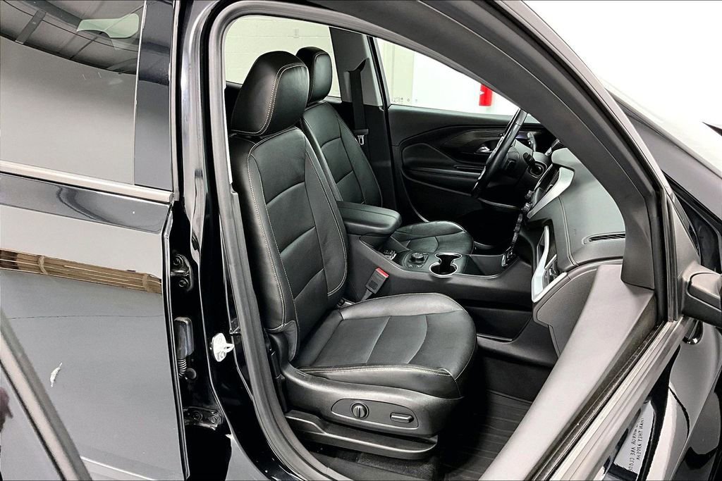 Used 2020 GMC Terrain SLT w/ Preferred Package image 10