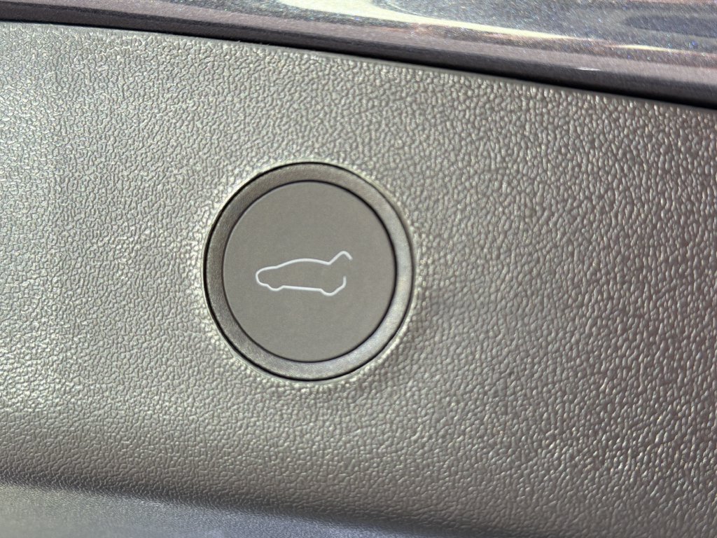 Used 2023 Tesla Model 3 Long Range AWD/4WD image 15