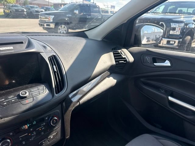 Used 2017 Ford Escape SE w/ Equipment Group 201A AWD/4WD image 30