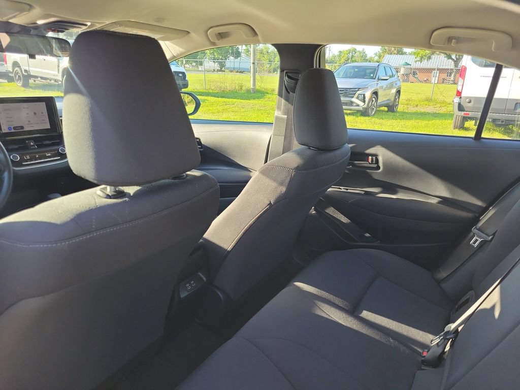 Used 2024 Toyota Corolla LE FWD image 27