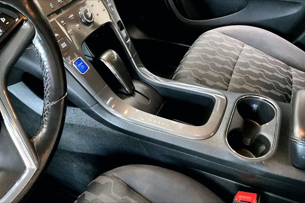 Used 2015 Chevrolet Volt FWD image 16