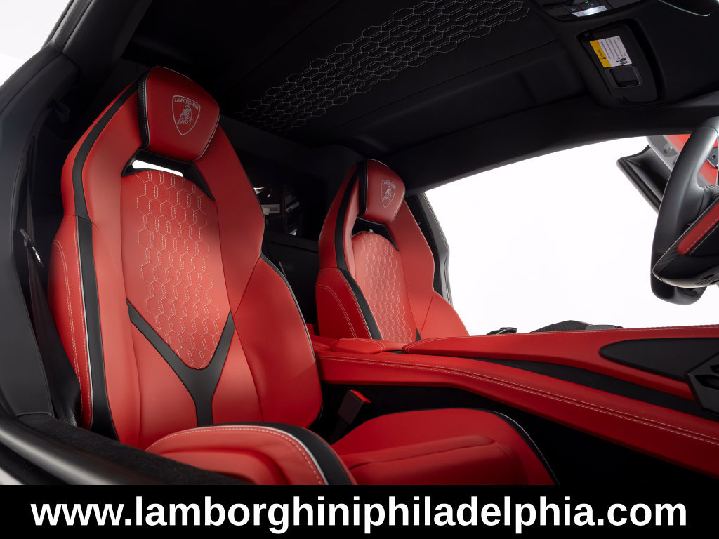 Used 2026 Lamborghini Revuelto AWD/4WD image 43