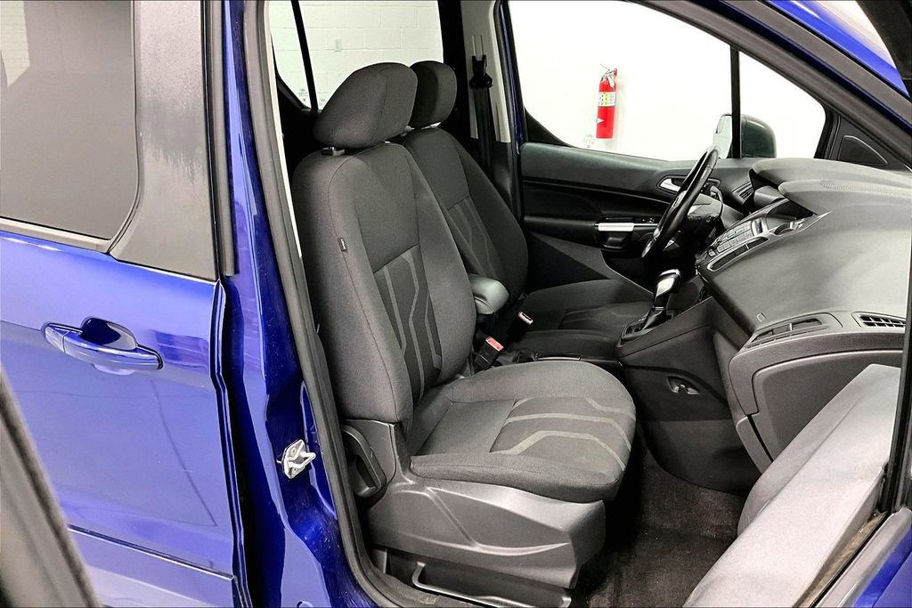 Used 2016 Ford Transit Connect XLT image 10