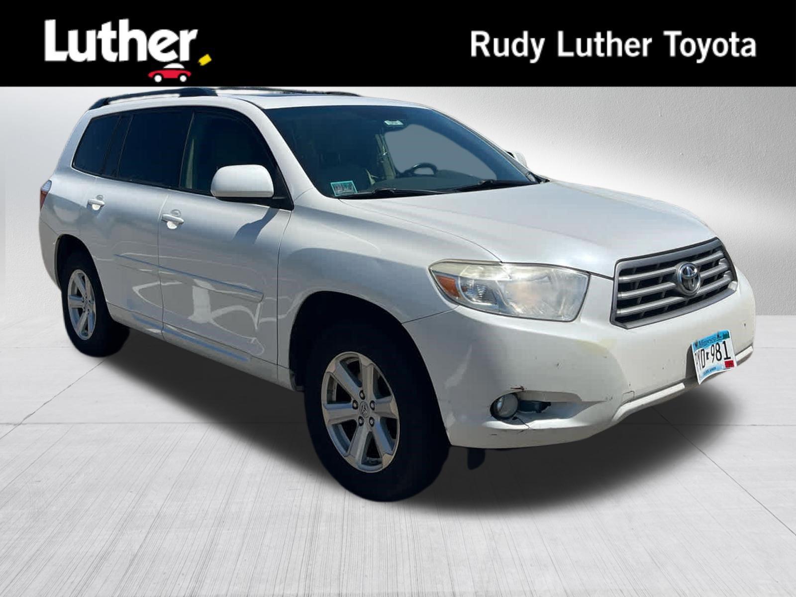 Used 2010 Toyota Highlander SE
