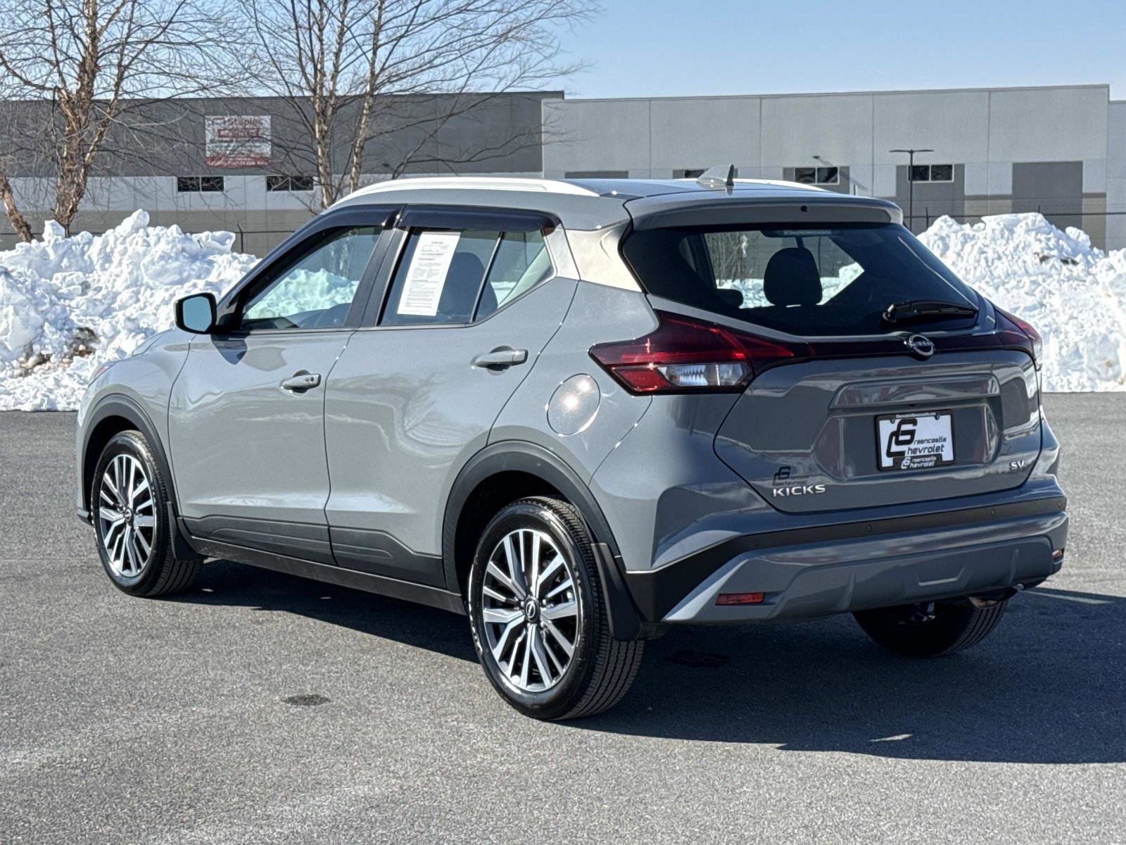 Used 2024 Nissan Kicks SV image 26
